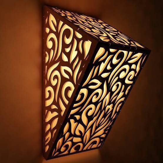 Leafy Illuminary Lamp